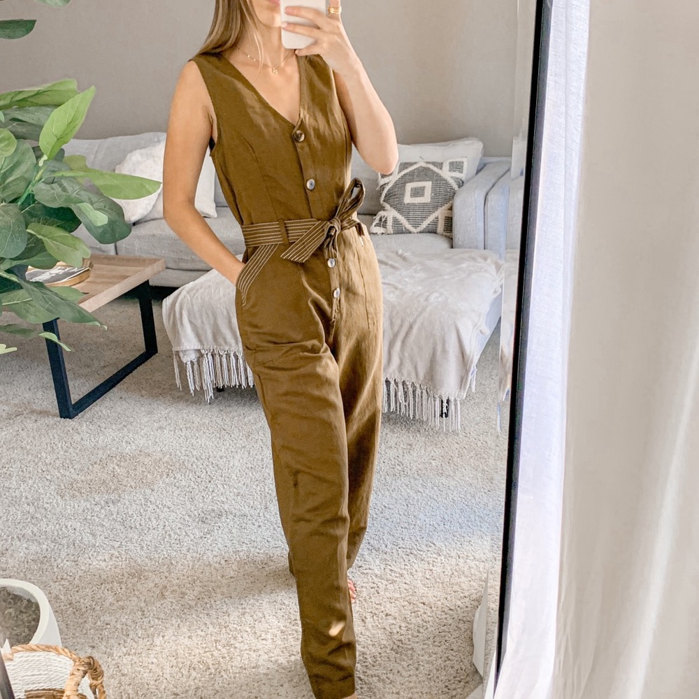 NWT Anthropologie Rhian Belted Button Jumpsuit 8